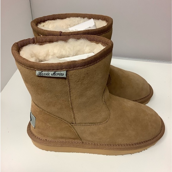 Aussie Merino boots size Y12 - Picture 3 of 4